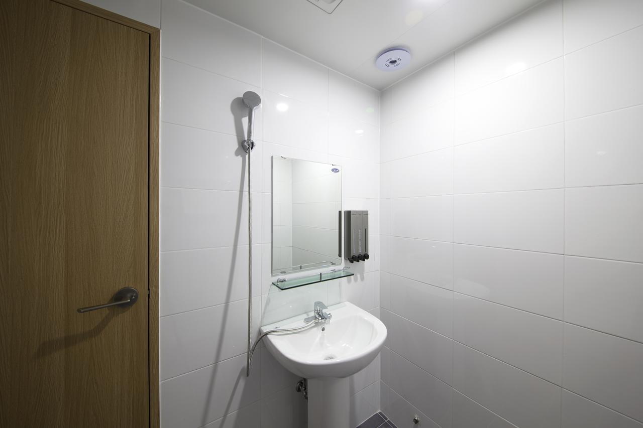 Cioharu Guesthouse Gwanganri Busan Dış mekan fotoğraf